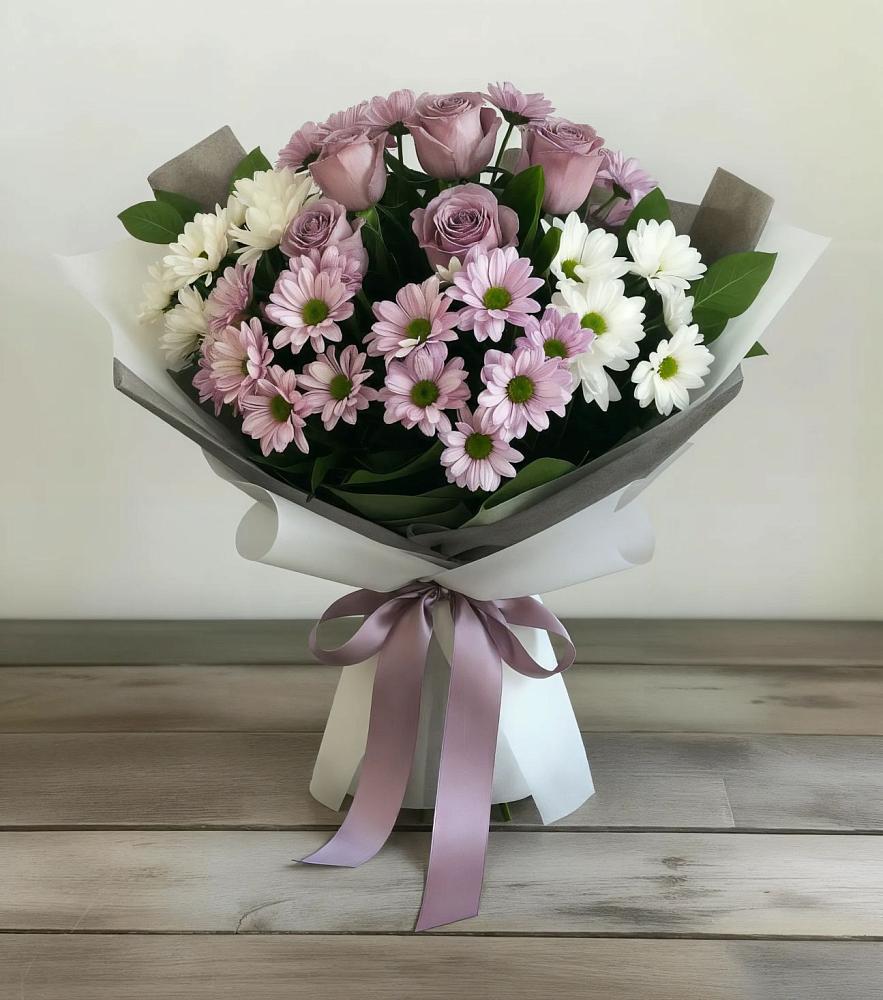 Букет цветов из: Хризантемы и Розы в Вуктыле