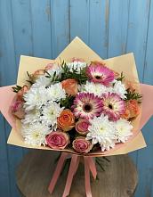 Букет цветов из:  Розы, Герберы и Хризантемы в Вуктыле