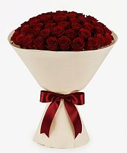 Букет 101 Бордовая роза Блэк Бакарра в Вуктыле