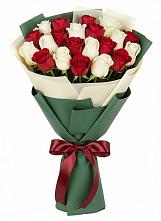 Букет Микс из красных и белых роз #REPLACE_PRED# Вуктыле