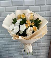 Букет цветов из:  Розы и Хризантемы в Вуктыле