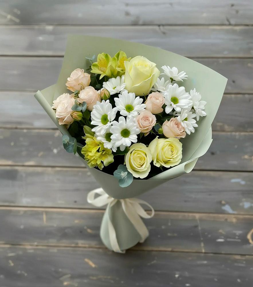 Букет цветов из: Альстромерии, Розы и Хризантемы в Вуктыле