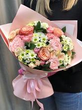 Букет нежные объятья в Вуктыле Букет цветов из: Гвоздики, Розы и Хризантемы в Вуктыле