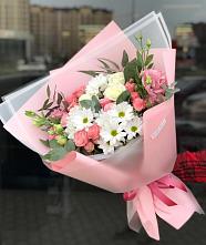 Букет цветов из:  Розы, Лизиантусы и Хризантемы в Вуктыле