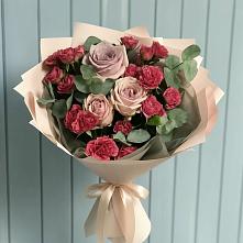 Букет цветов из:  Гвоздики и Розы #REPLACE_PRED# Вуктыле